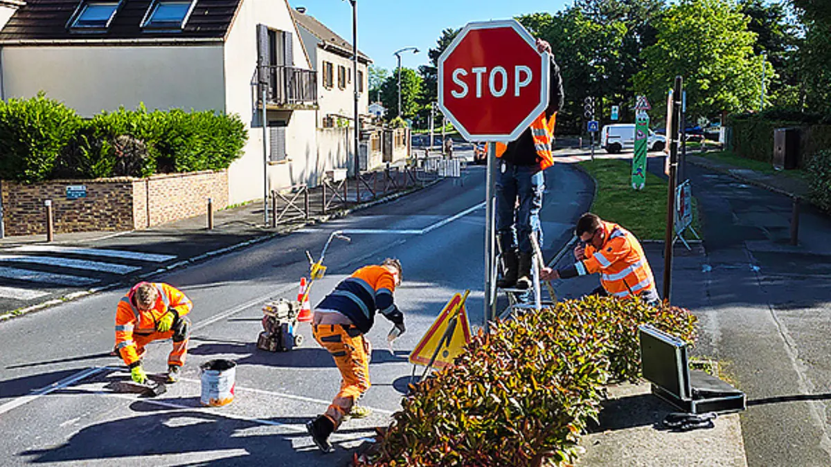 Rue d&#8217;Émery : évolution de la signalisation