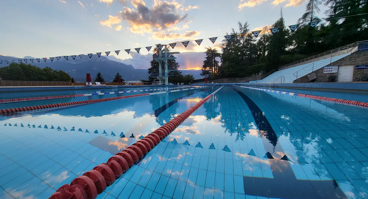 Information gratuité piscine - Communiqué