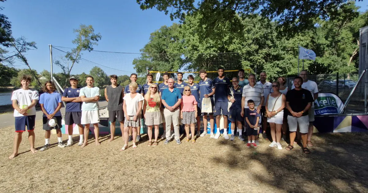 La sélection nationale brésilienne u17 de volley-ball marque une étape à cre