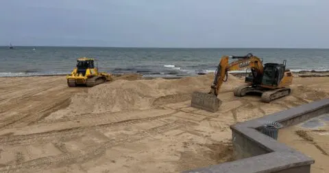 Travaux sur la plage de Courseulles - Site officiel de la Ville de Courseulles-sur-Mer