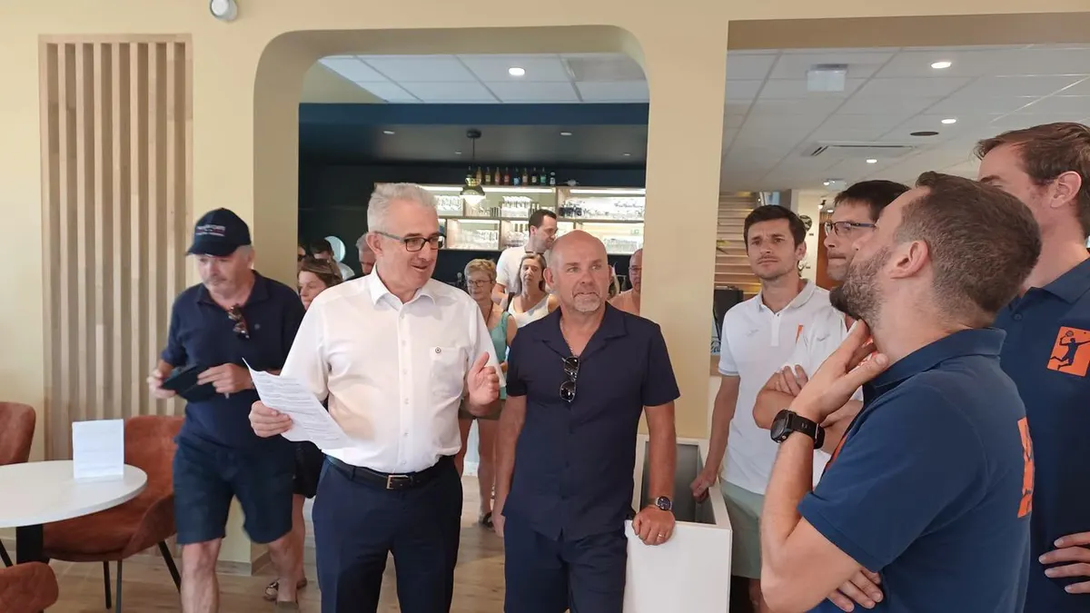 Inauguration du SPOT PADEL CLUB & RESTAURANT ce matin à Allaire !