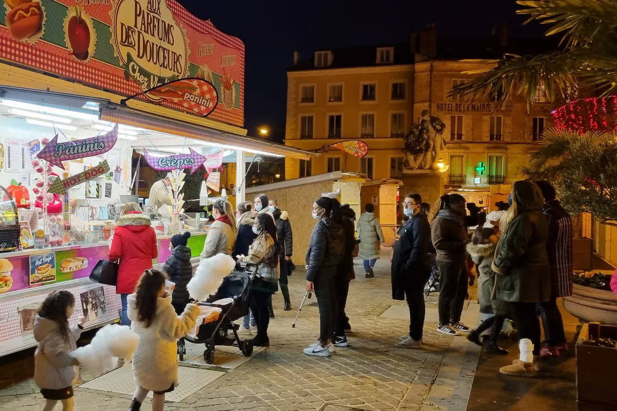 Appel à candidature pour le marché de Noël qui se tiendra du vendredi 19 au mercredi 24 décembre 2025 place du Comte Haymon