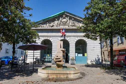 Horaires d'été pour les services municipaux : du lundi au vendredi, de 8h à 15h30 - Etat-civil
