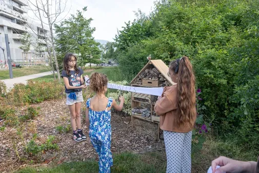 Quand les générations se rencontrent pour protéger la nature