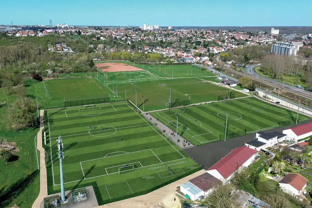 Inauguration des 2 terrains et des travaux du stade Robinson le samedi 29 novembre 2025 à 11h