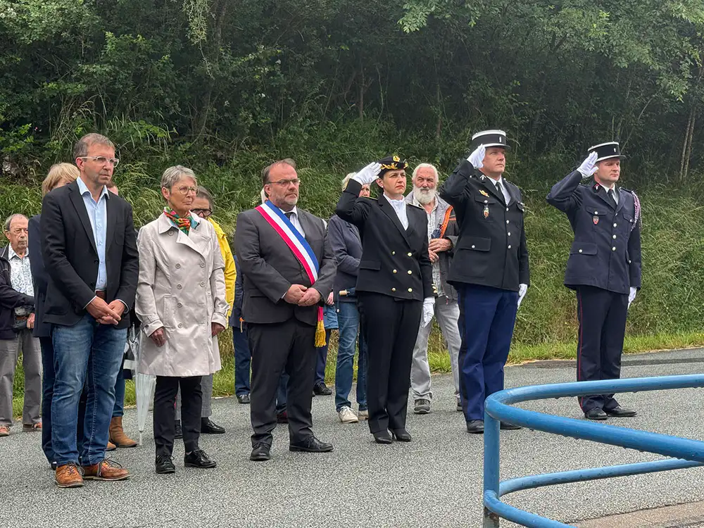 Commémoration du combat de la route de Clermont